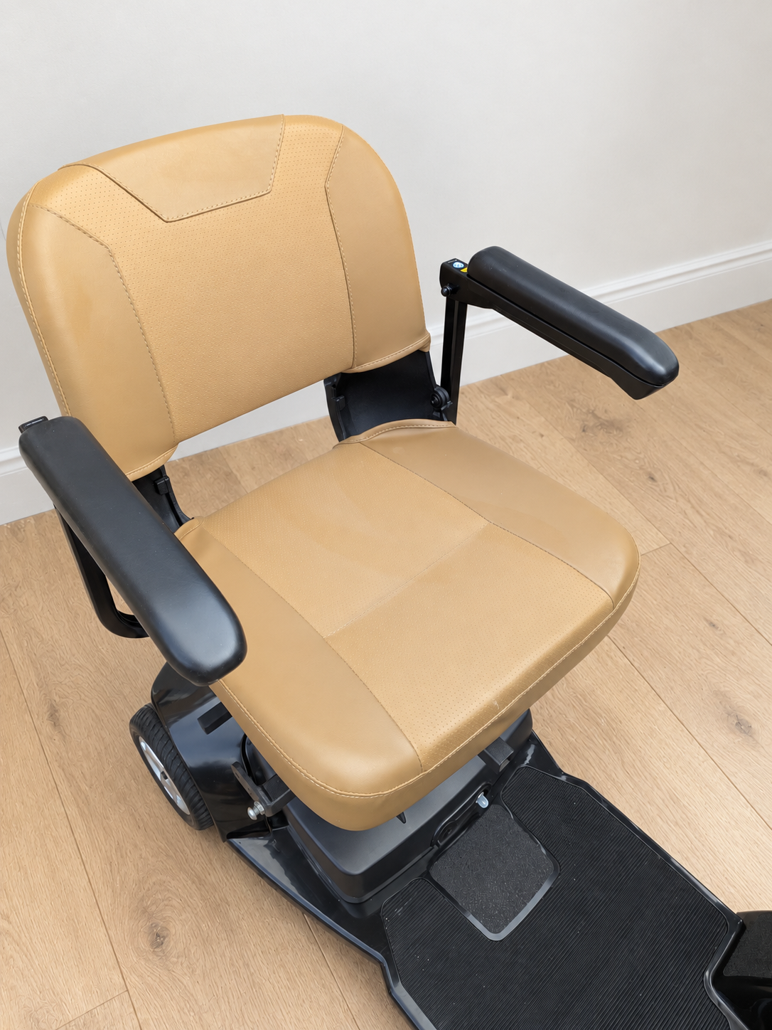 Pride Go-Go Ultra X 4-Wheel Mobility Scooter – Preloved
