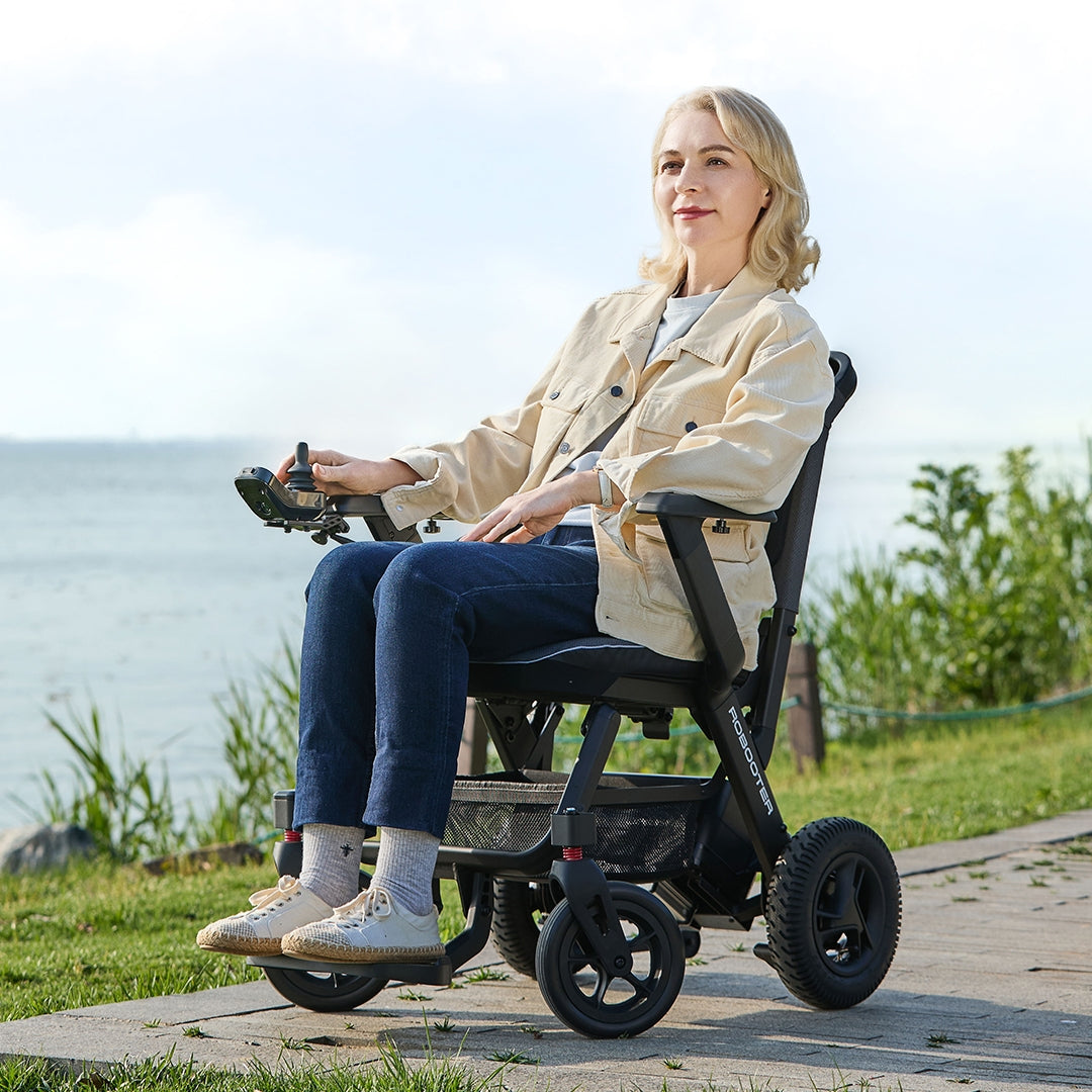 Robooter C40 Folding Powerchair